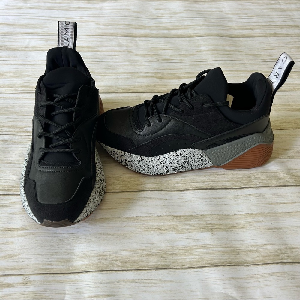 NWOB Stella McCartney Eclypse Low Top Sneakers Size 35